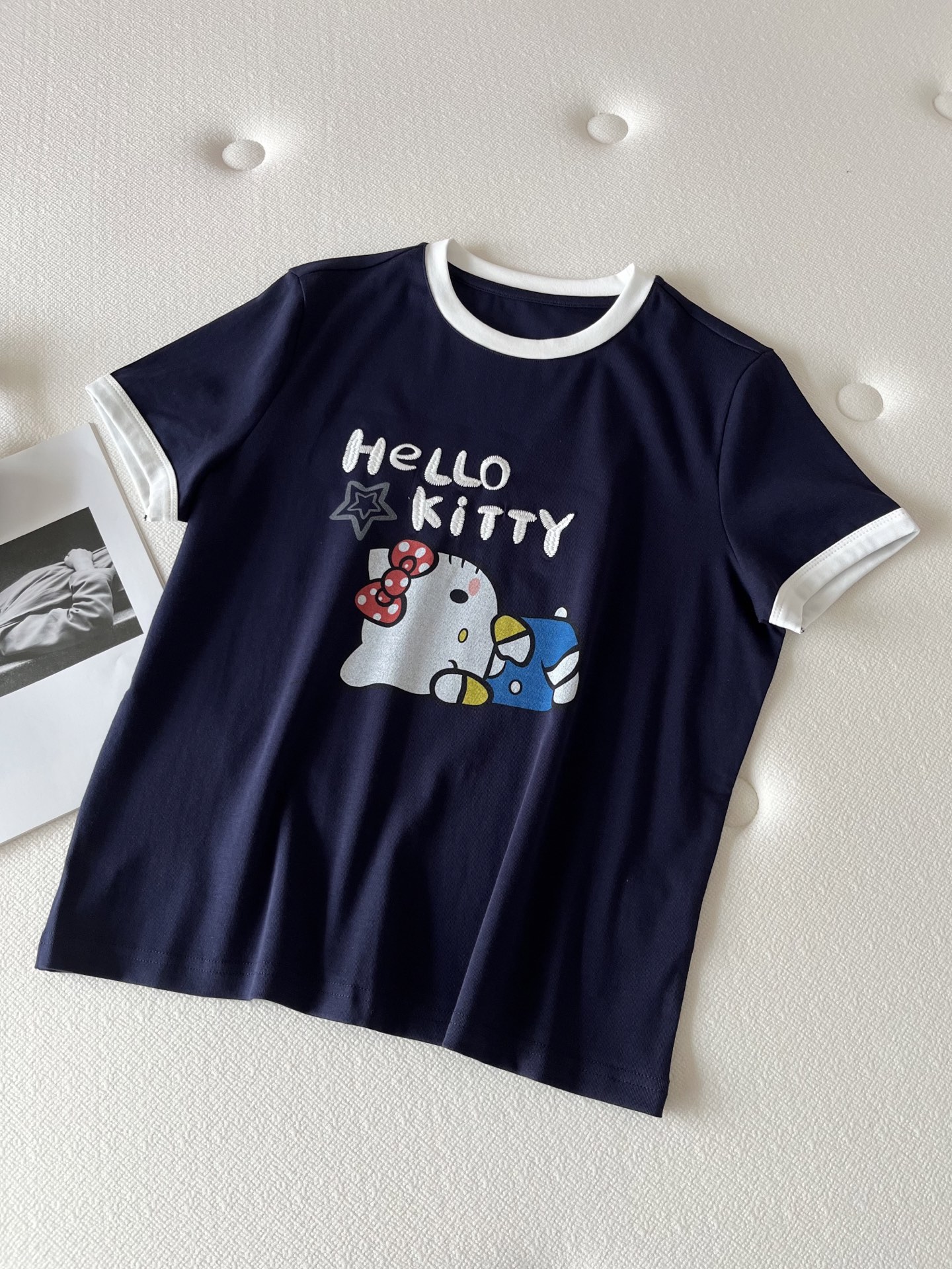 🛒𝐍𝐄𝐖 · 𝟐𝟎𝟐6/爆款现货【春夏上新】 设计师 小众｜2026新款kitty 印花刺绣工艺款弹力T