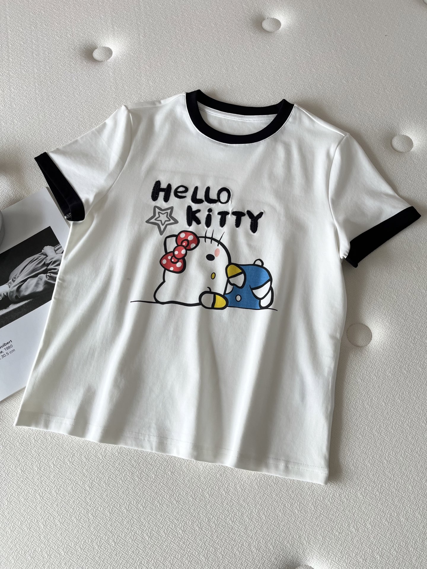 🛒𝐍𝐄𝐖 · 𝟐𝟎𝟐6/爆款现货【春夏上新】 设计师 小众｜2026新款kitty 印花刺绣工艺款弹力T