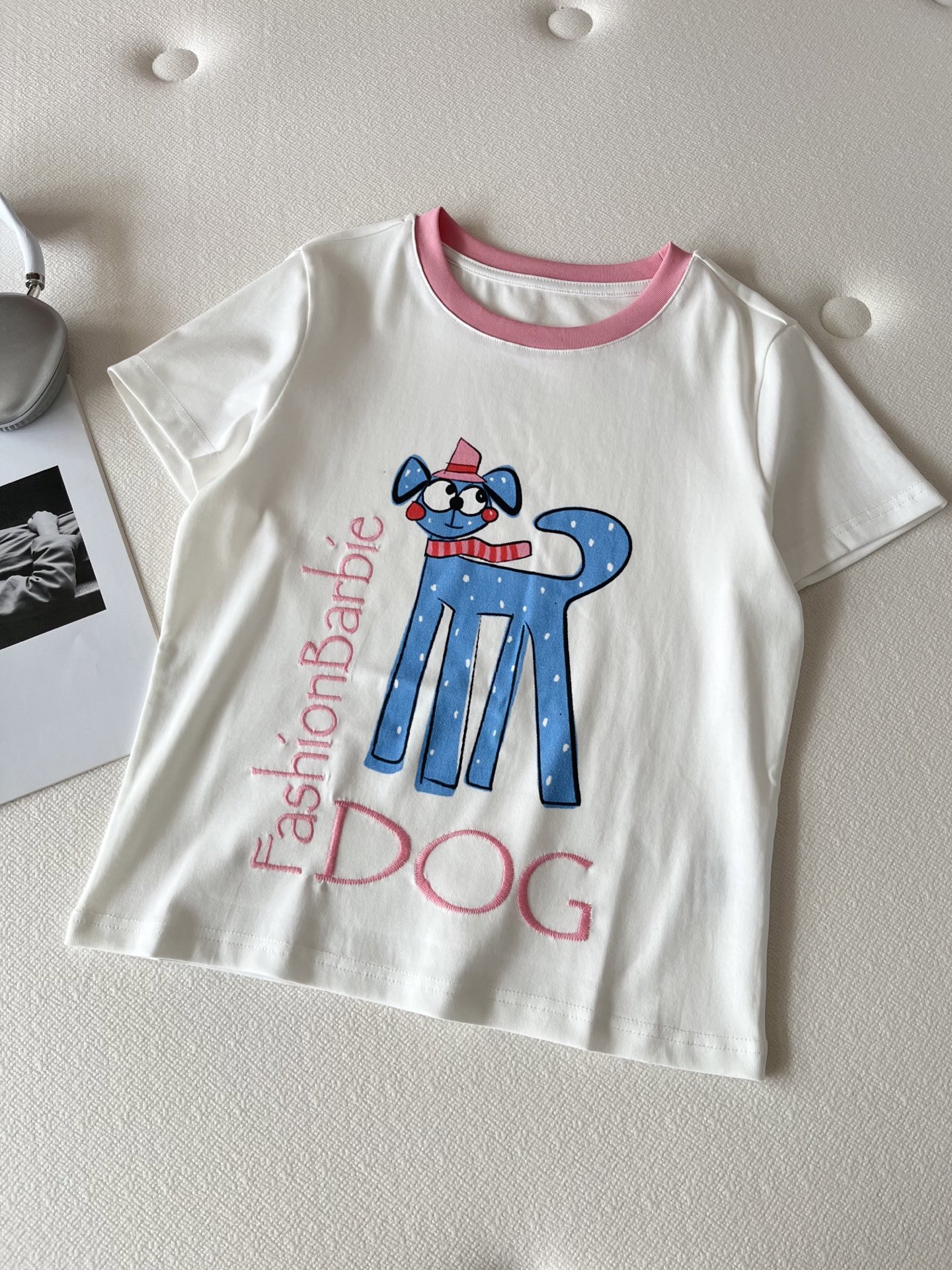 🛒𝐍𝐄𝐖 · 𝟐𝟎𝟐6/爆款现货【春夏上新】 设计师小众｜2026新款撞色印花刺绣工艺款弹力T恤高订面料