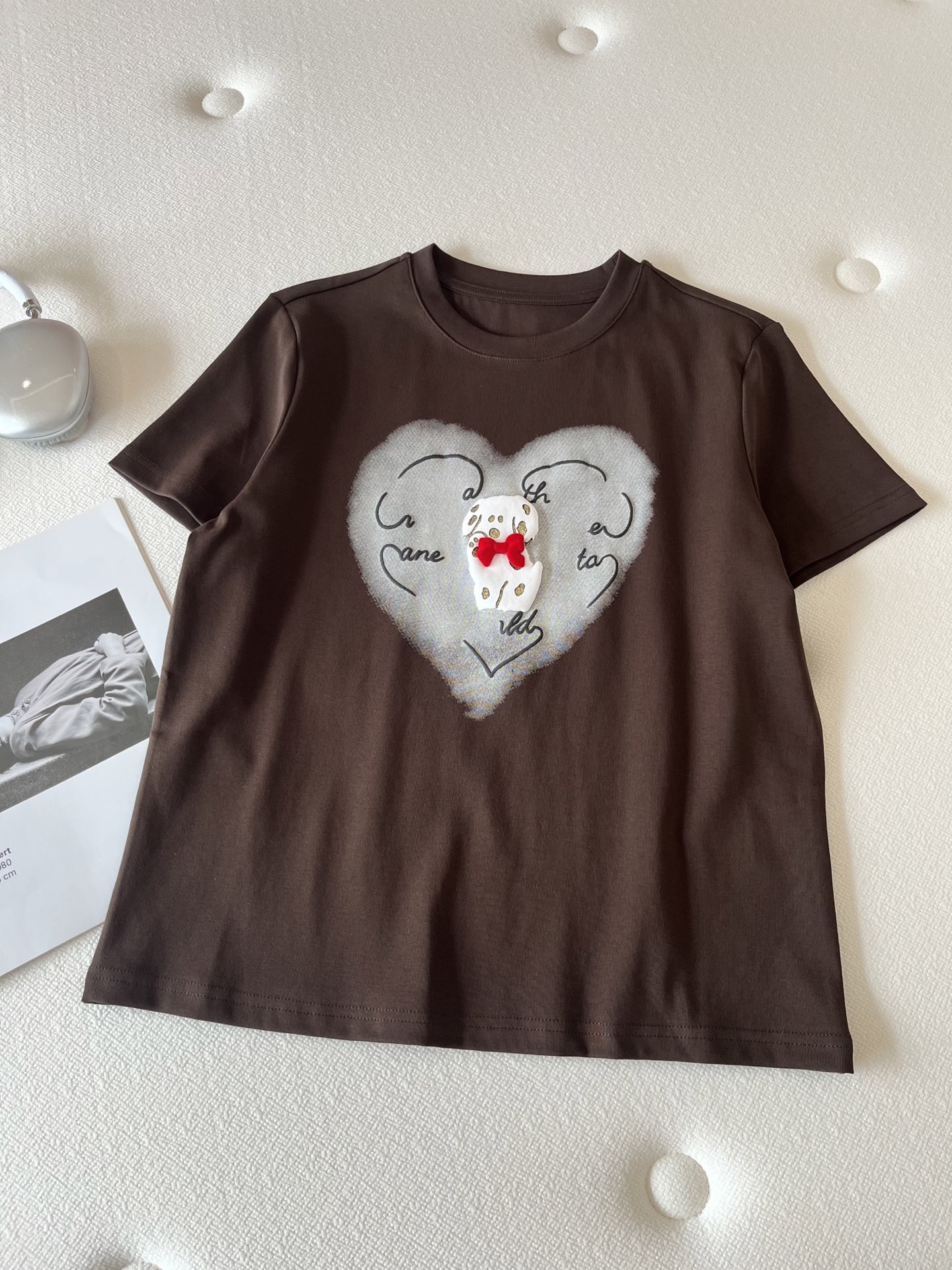 🛒𝐍𝐄𝐖 · 𝟐𝟎𝟐6/爆款现货【春夏上新】 设计师小众｜2026新款气泡印花工艺款弹力T恤高订面料，百