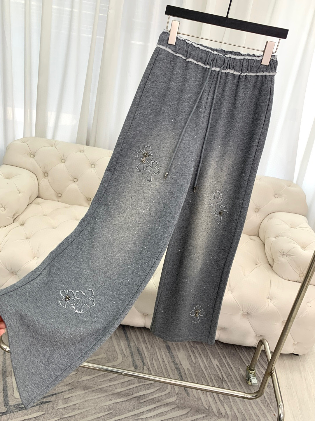 🛒𝐍𝐄𝐖 · 𝟐𝟎𝟐6/爆款现货原单品质 设计师｜26新款抽绳洗水休闲裤阔腿版型 包容性极好 渐变色视觉