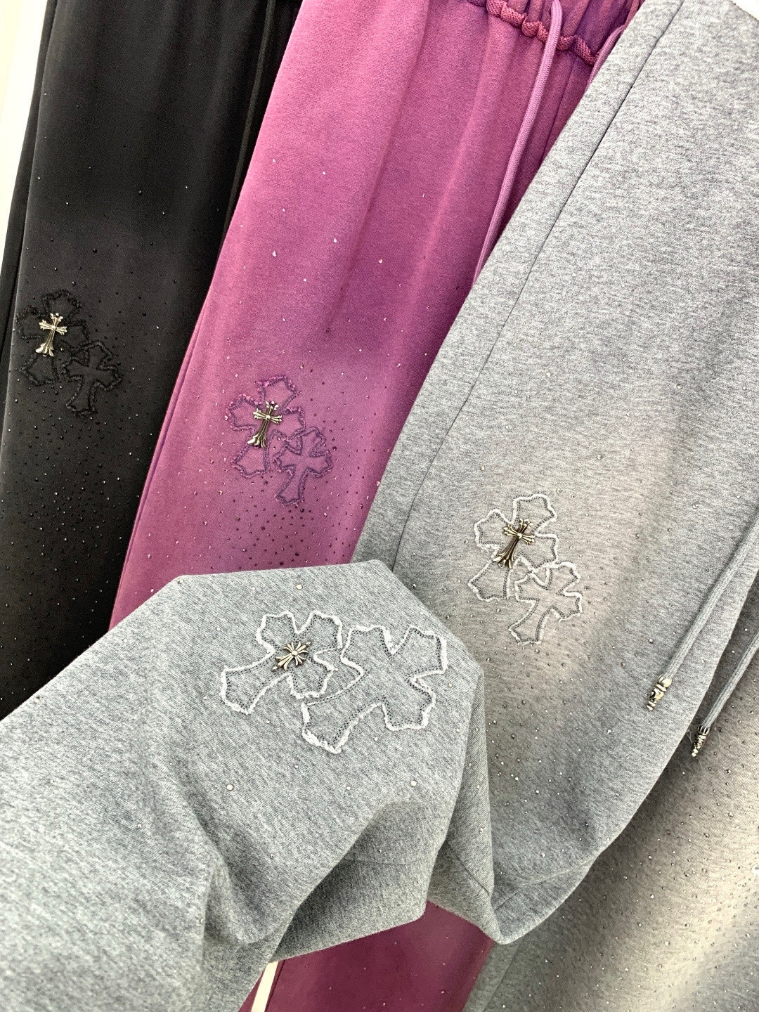 🛒𝐍𝐄𝐖 · 𝟐𝟎𝟐6/爆款现货原单品质 设计师｜26新款抽绳洗水休闲裤阔腿版型 包容性极好 渐变色视觉