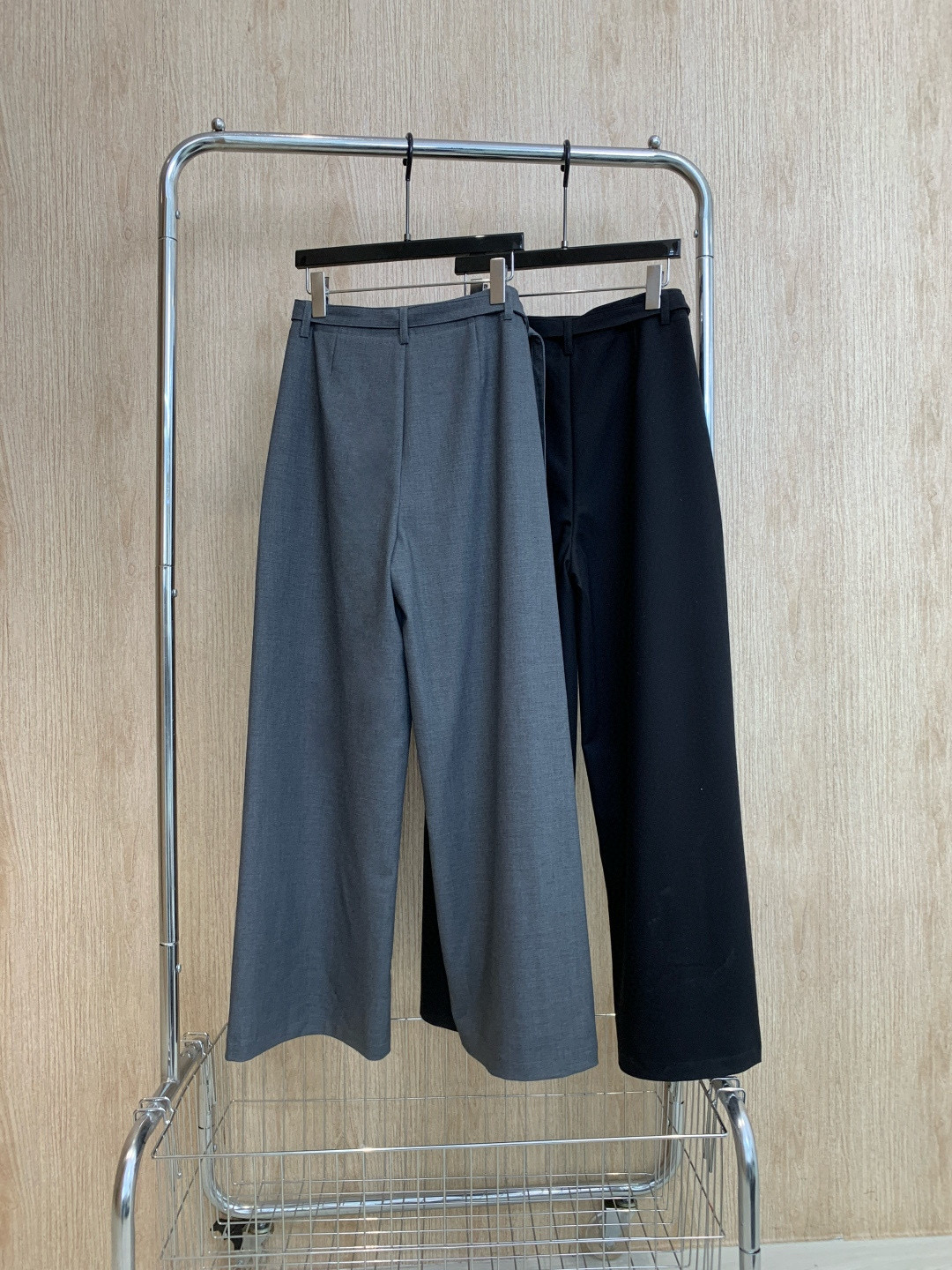 🛒𝐍𝐄𝐖 · 𝟐𝟎𝟐6/爆款现货设计师 ｜26新款腰包休闲西裤颜色百搭高级 尽显高级随意感 视觉盛宴 四