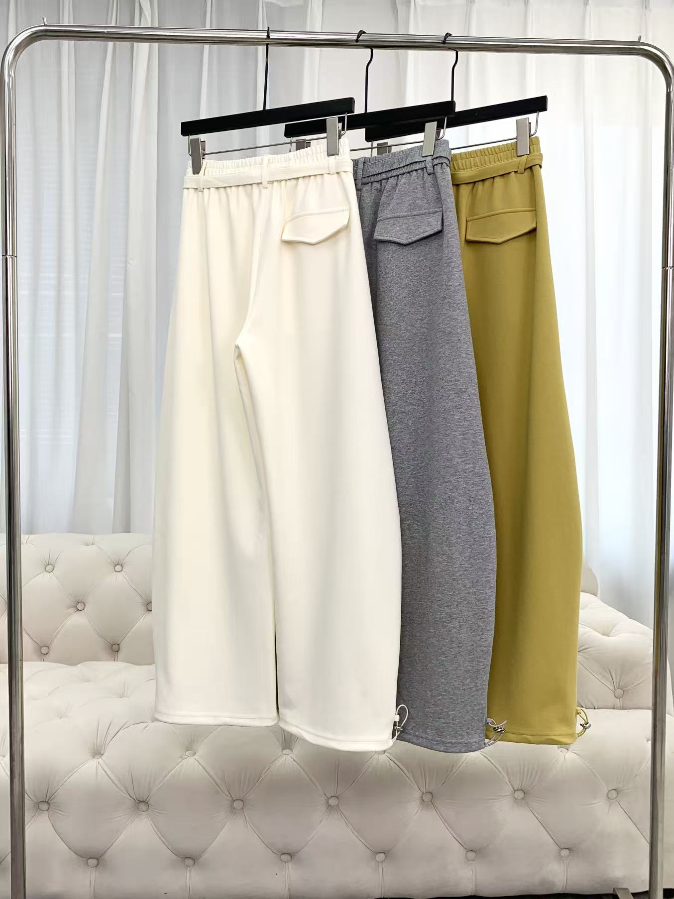 🛒𝐍𝐄𝐖 · 𝟐𝟎𝟐6/爆款现货设计师 原创｜26新款腰带休闲裤颜色百搭高级 尽显高级随意感 视觉盛宴 