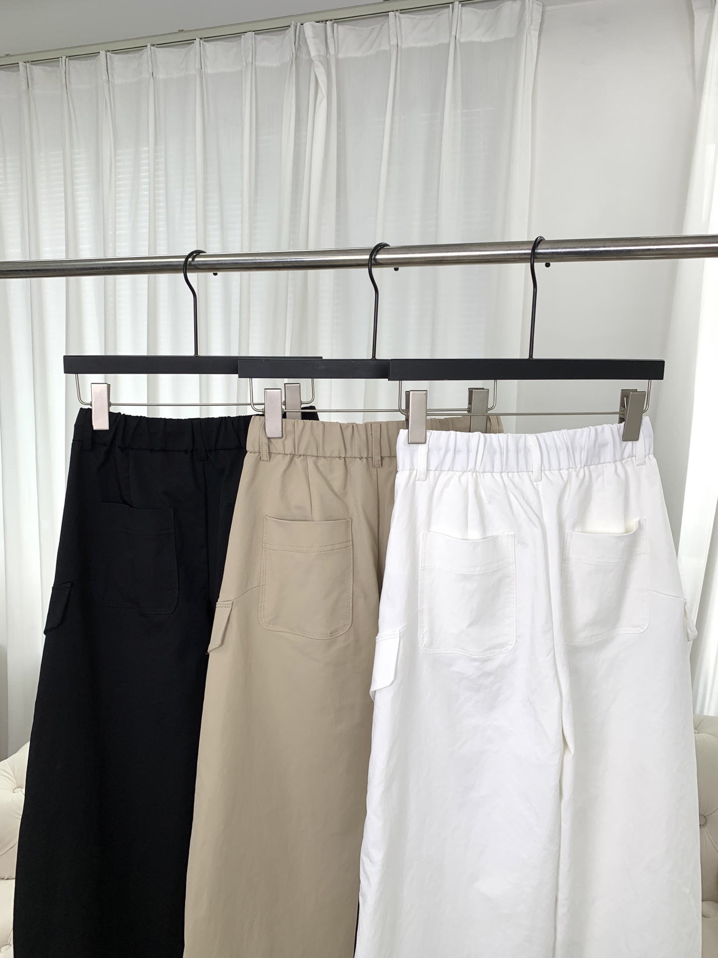 🛒𝐍𝐄𝐖 · 𝟐𝟎𝟐6/爆款现货【春夏上新】设计师原创｜拼条抽绳工装式休闲裤颜色百搭高级 定制腰带尽显高