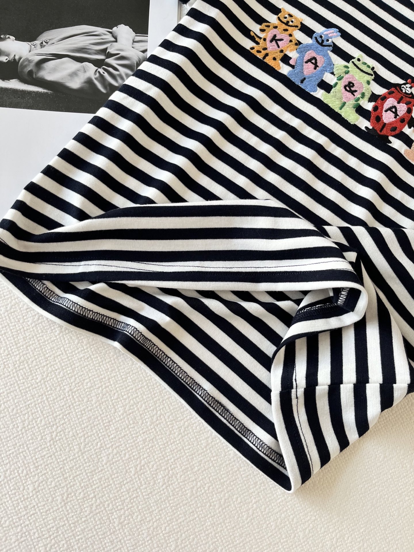 🛒𝐍𝐄𝐖 · 𝟐𝟎𝟐6/爆款现货【春夏上新】 设计师小众｜2026新款立体卡通刺绣工艺款弹力T恤高订面料