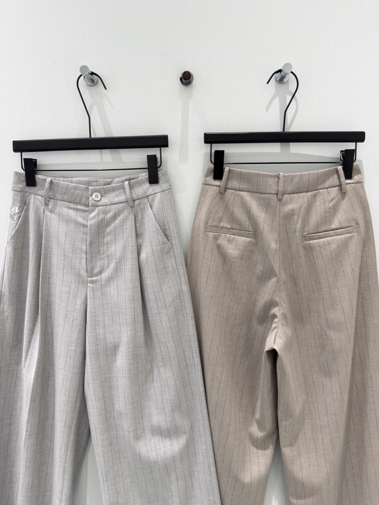 🛒𝐍𝐄𝐖 · 𝟐𝟎𝟐6/爆款现货【春夏上新】大王｜26新品老钱风羊毛条纹长裤套装！高端定制马甲，搭配阔腿