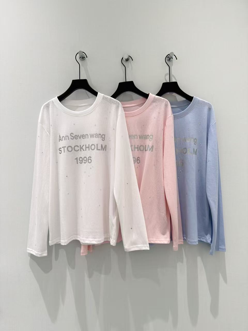 🛒𝐍𝐄𝐖 · 𝟐𝟎𝟐6/爆款现货设计师 原创｜26新品长袖罩衫精致宽松版型上身巨显瘦！定制最新工艺 低调