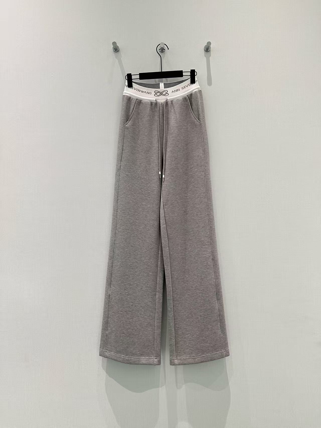 🛒𝐍𝐄𝐖 · 𝟐𝟎𝟐6/爆款现货原创 设计师｜女神同款抽绳休闲裤这款裤子选用优质面料，工艺设计，清新的色