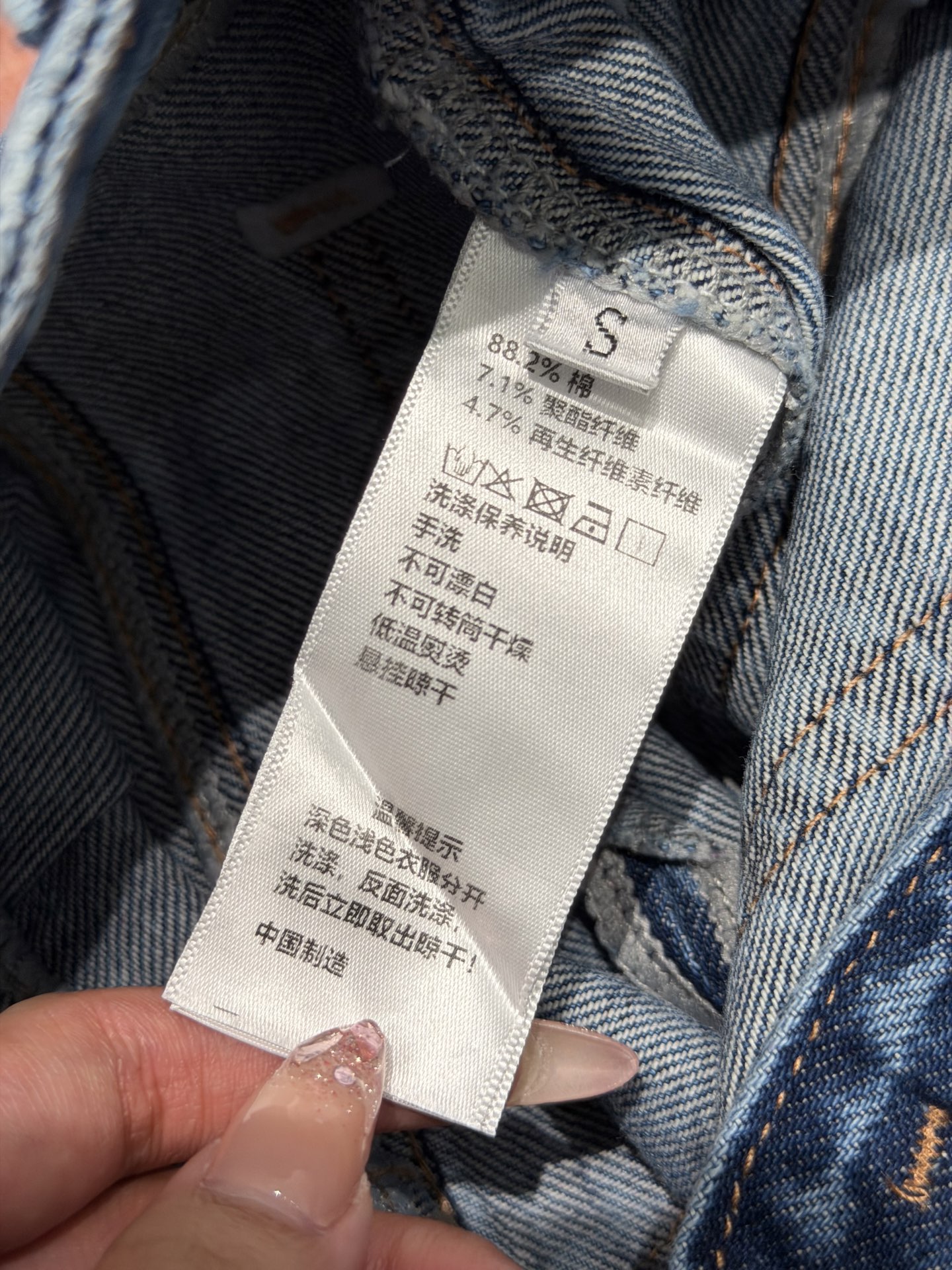 🛒𝐍𝐄𝐖 · 𝟐𝟎𝟐6/爆款现货原创 设计师｜老花双口袋直筒牛仔裤采用高端定制面料，牛仔穿起来非常舒适，