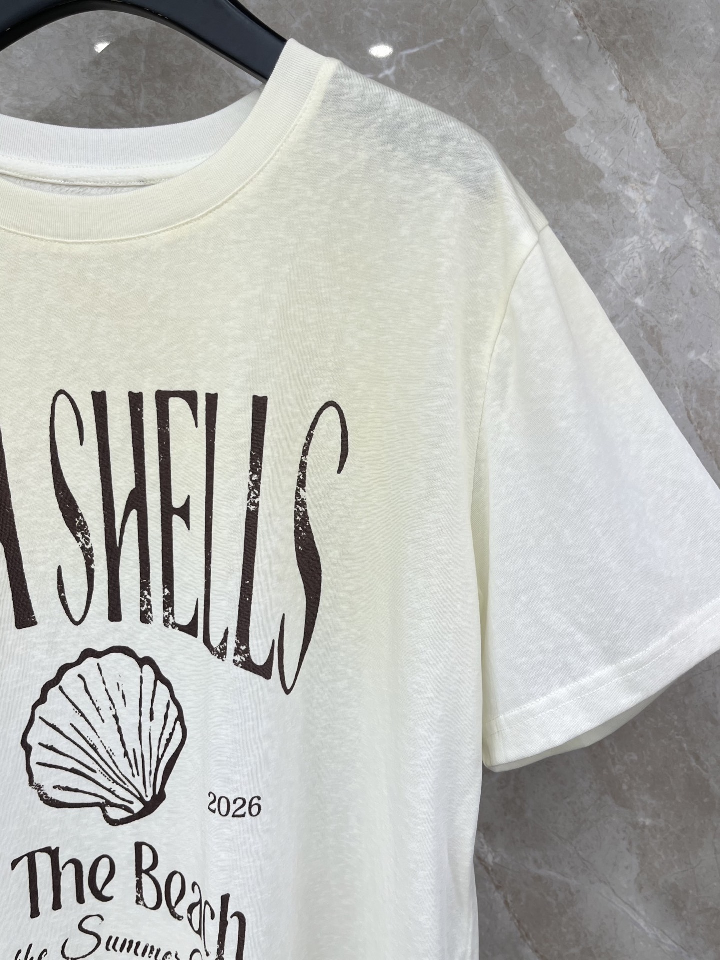 🛒𝐍𝐄𝐖 · 𝟐𝟎𝟐6/爆款现货原单品质 小众｜2026新品圆领渐变色印花字母𝑇𝑒𝑒定制YB材质 透气舒