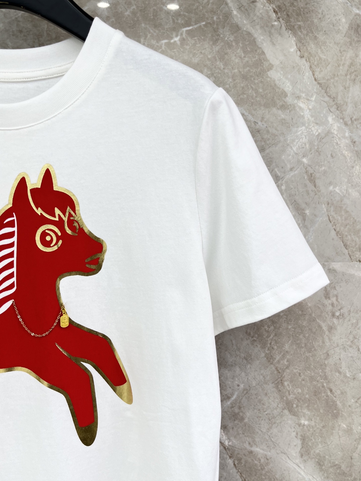 🛒𝐍𝐄𝐖 · 𝟐𝟎𝟐6/爆款现货原单品质 小众｜2026新品圆链条⛓️小马印花𝑇𝑒𝑒定制YB材质 透气舒