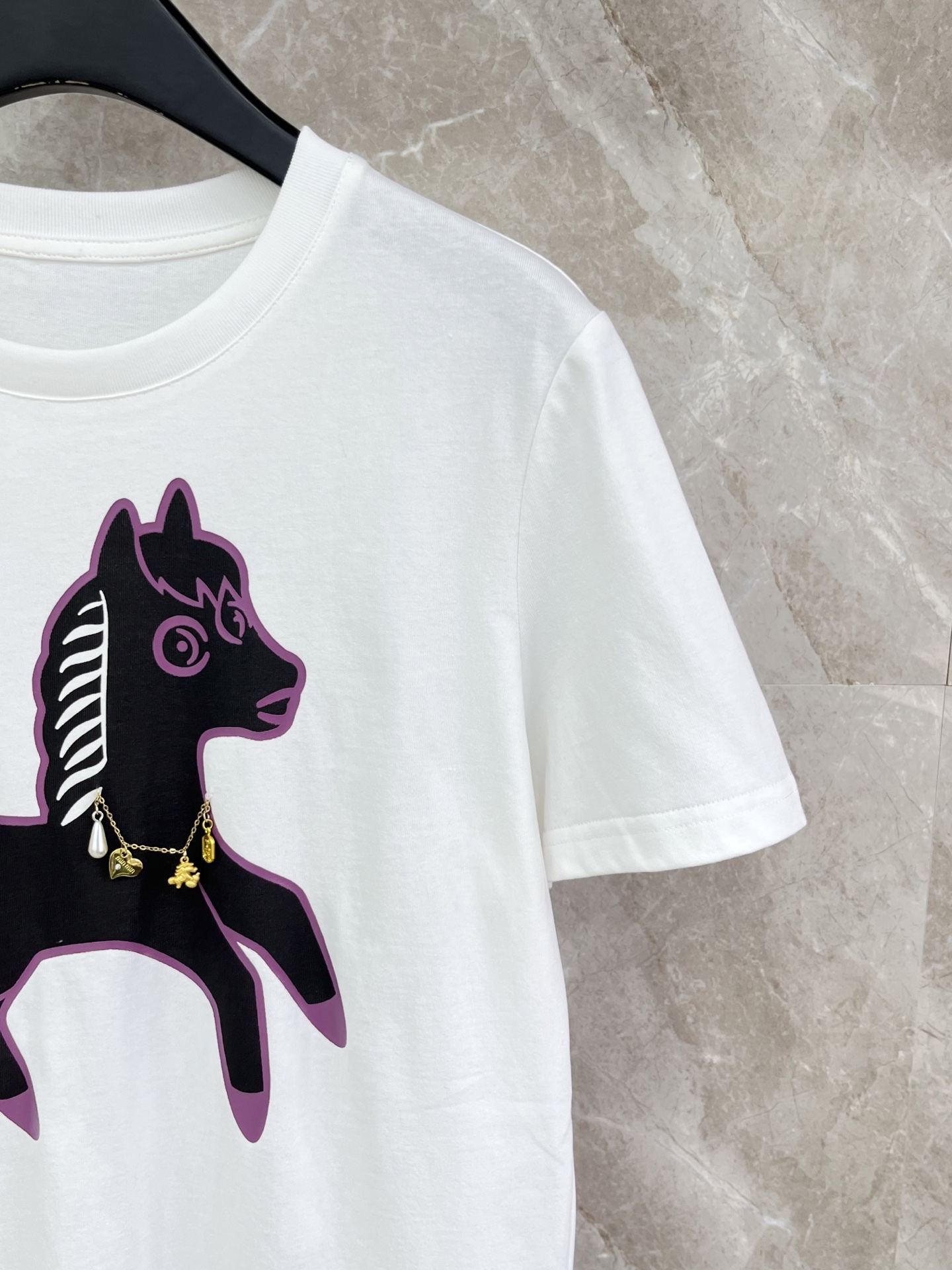 🛒𝐍𝐄𝐖 · 𝟐𝟎𝟐6/爆款现货原单品质 小众｜2026新品圆链条⛓️小马印花𝑇𝑒𝑒定制YB材质 透气舒