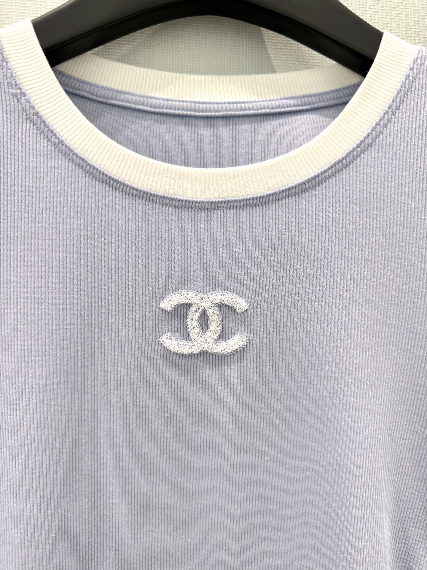 🛒𝐍𝐄𝐖 · 𝟐𝟎𝟐6/爆款现货设计师 原创｜2026新款天丝长袖打底衫云感舒适的系列！上身的触感谁穿谁