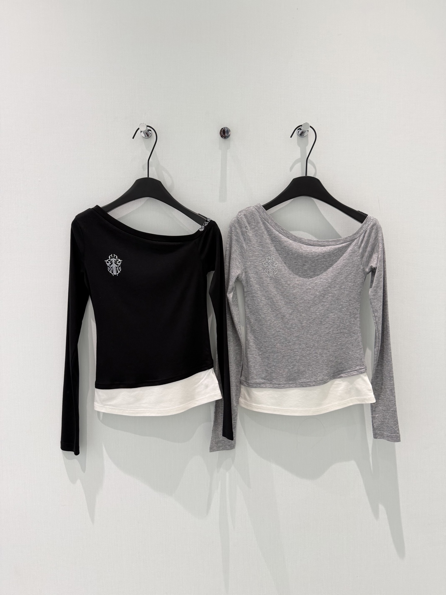 🛒𝐍𝐄𝐖 · 𝟐𝟎𝟐6/爆款现货设计师 原创｜2026新款天丝长袖打底衫云感舒适的系列！上身的触感谁穿谁