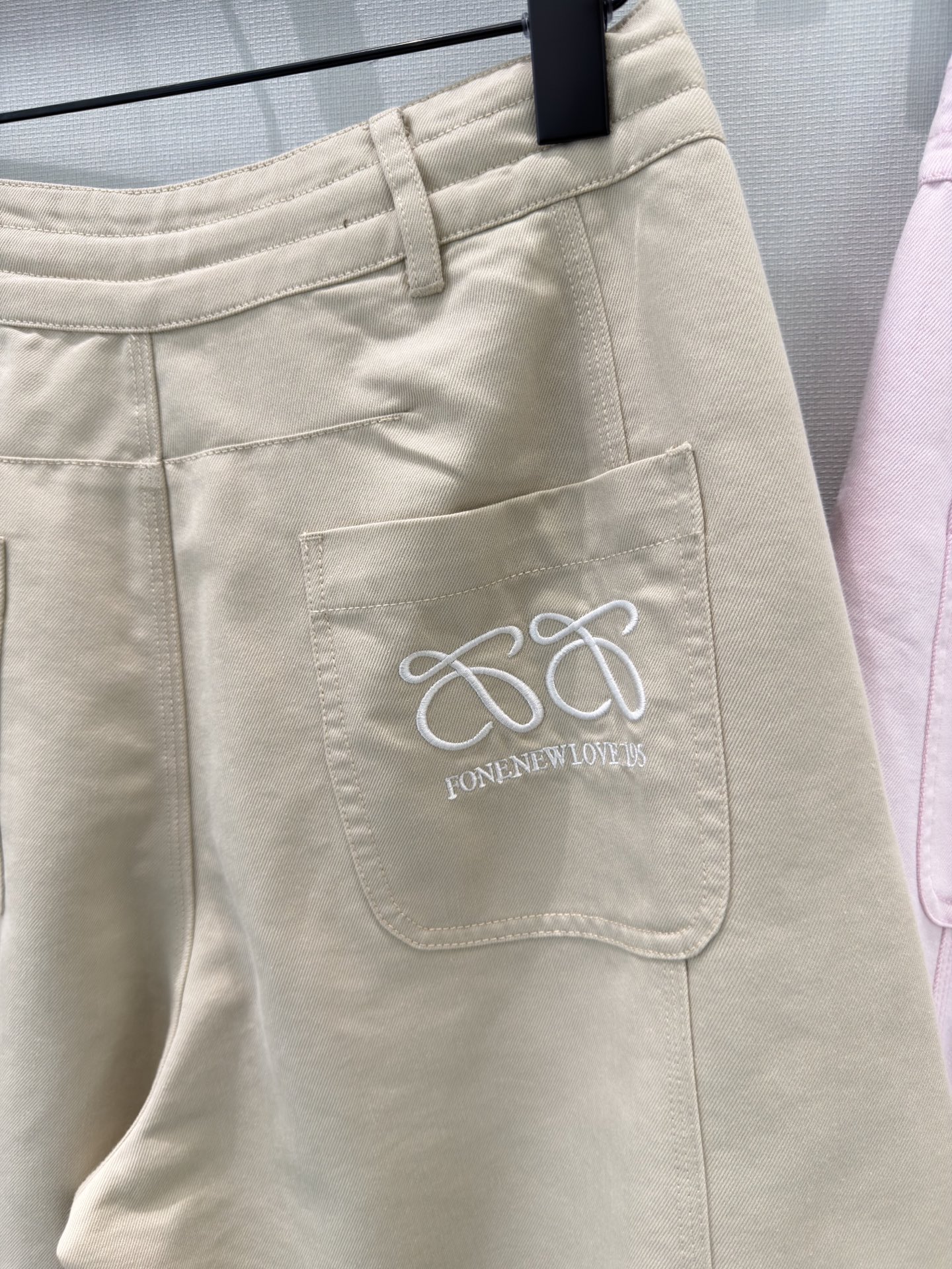 🛒𝐍𝐄𝐖 · 𝟐𝟎𝟐6/爆款现货【春夏上新】设计师原创｜抽绳工装式休闲裤颜色百搭高级 定制版型尽显高级随