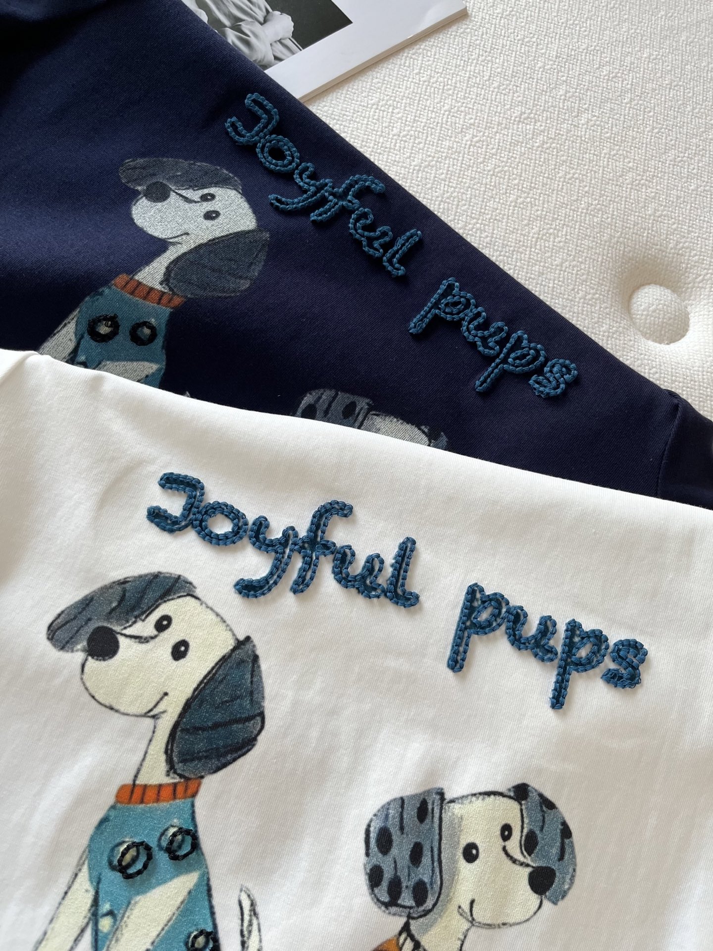 🛒𝐍𝐄𝐖 · 𝟐𝟎𝟐6/爆款现货【春夏上新】 设计师小众｜2026新款撞色狗牙撞色刺绣工艺款弹力T恤高订