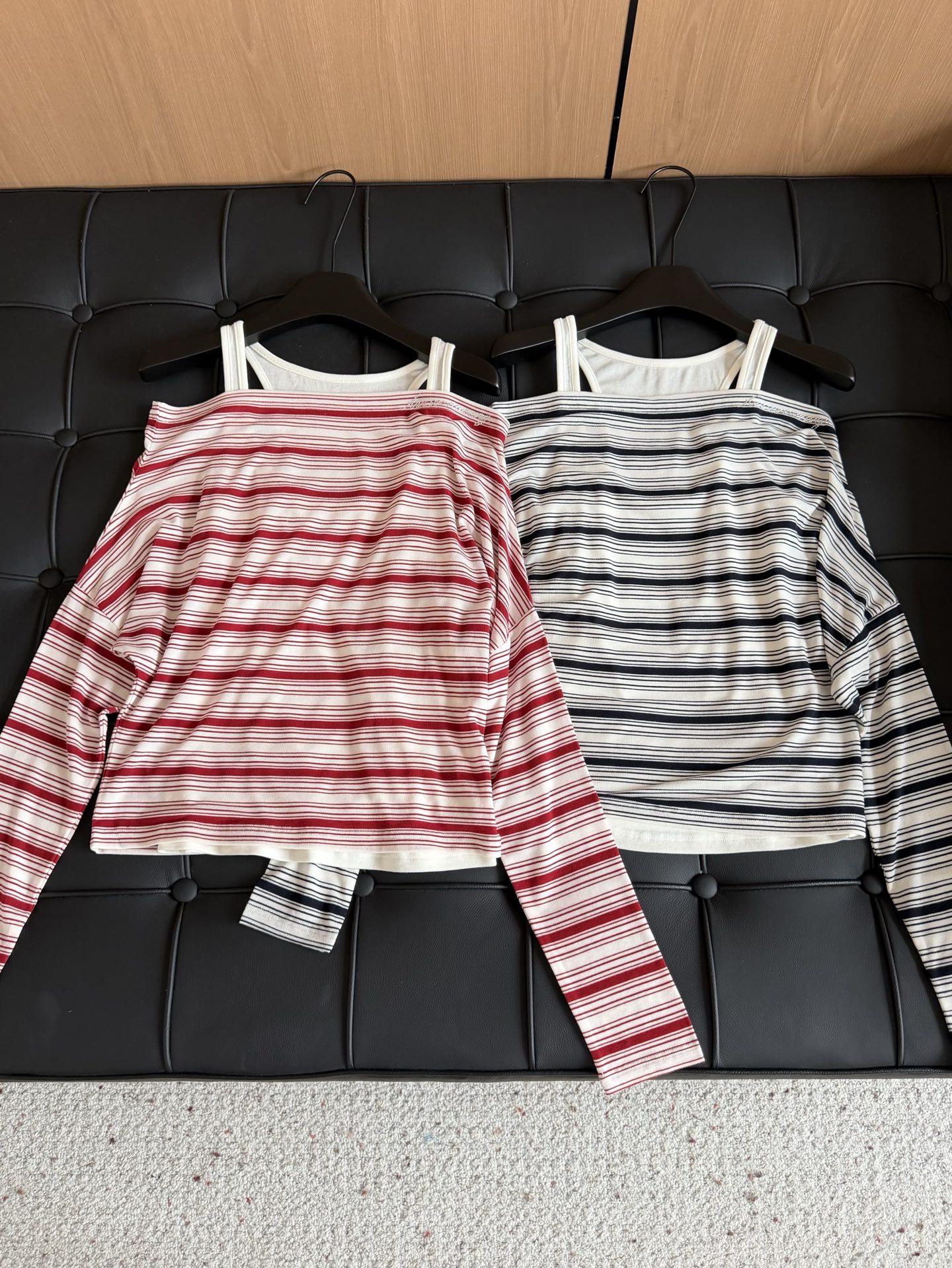 🛒𝐍𝐄𝐖 · 𝟐𝟎𝟐6/爆款现货设计师 原创｜2026新款圆领天丝羊毛假两件打底衫云感舒适的系列！上身的