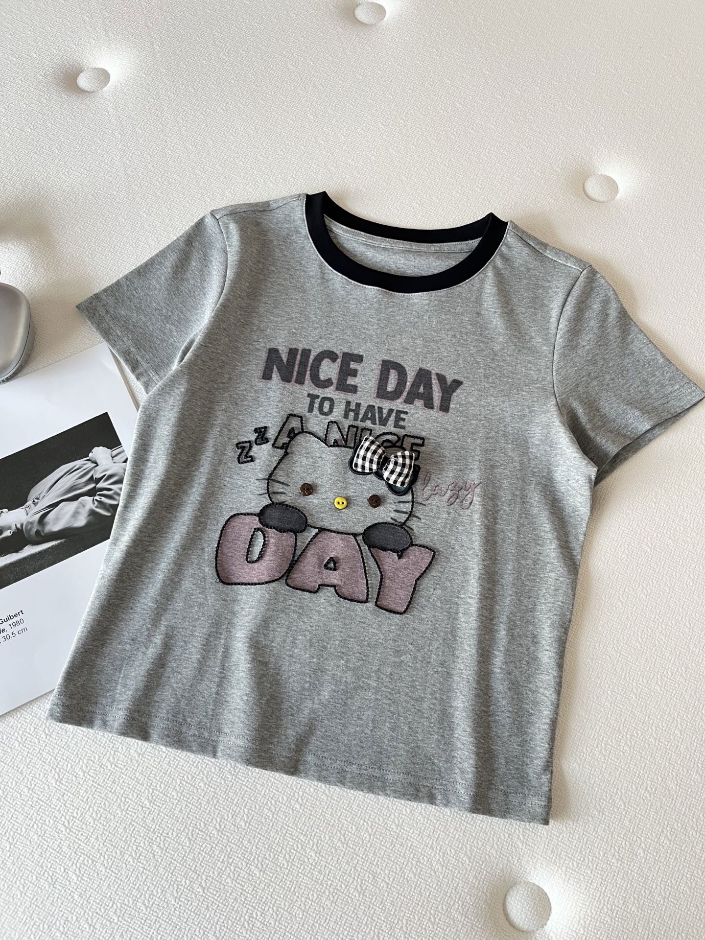 🛒𝐍𝐄𝐖 · 𝟐𝟎𝟐6/爆款现货【春夏上新】 设计师小众｜2026新款kitty 刺绣立体蝴蝶结工艺款弹