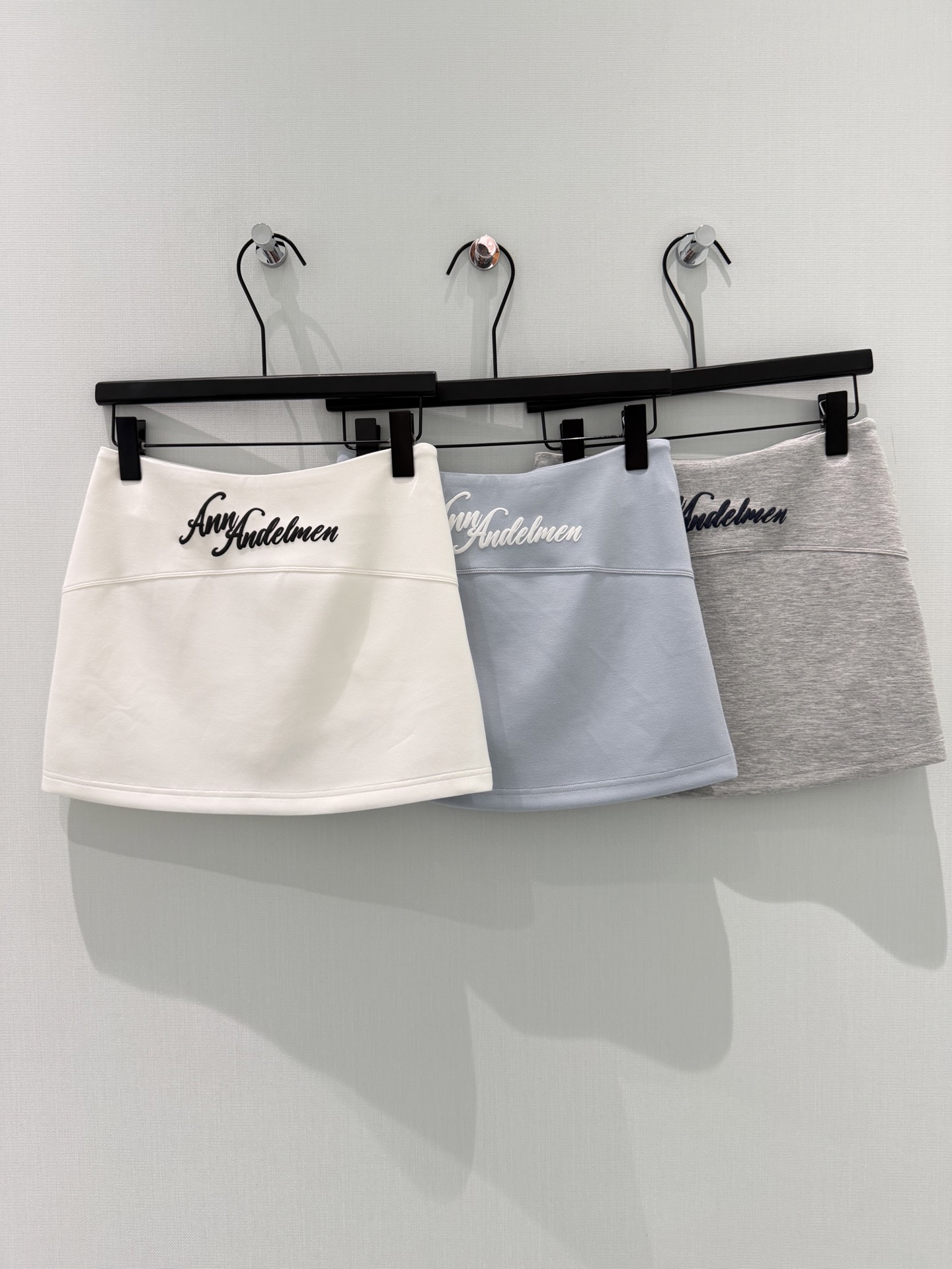 🛒𝐍𝐄𝐖 · 𝟐𝟎𝟐6/爆款现货设计师 原创｜26早春新品抽绳套装！高端定制戴帽卫衣，搭配松紧腰裤裙极简