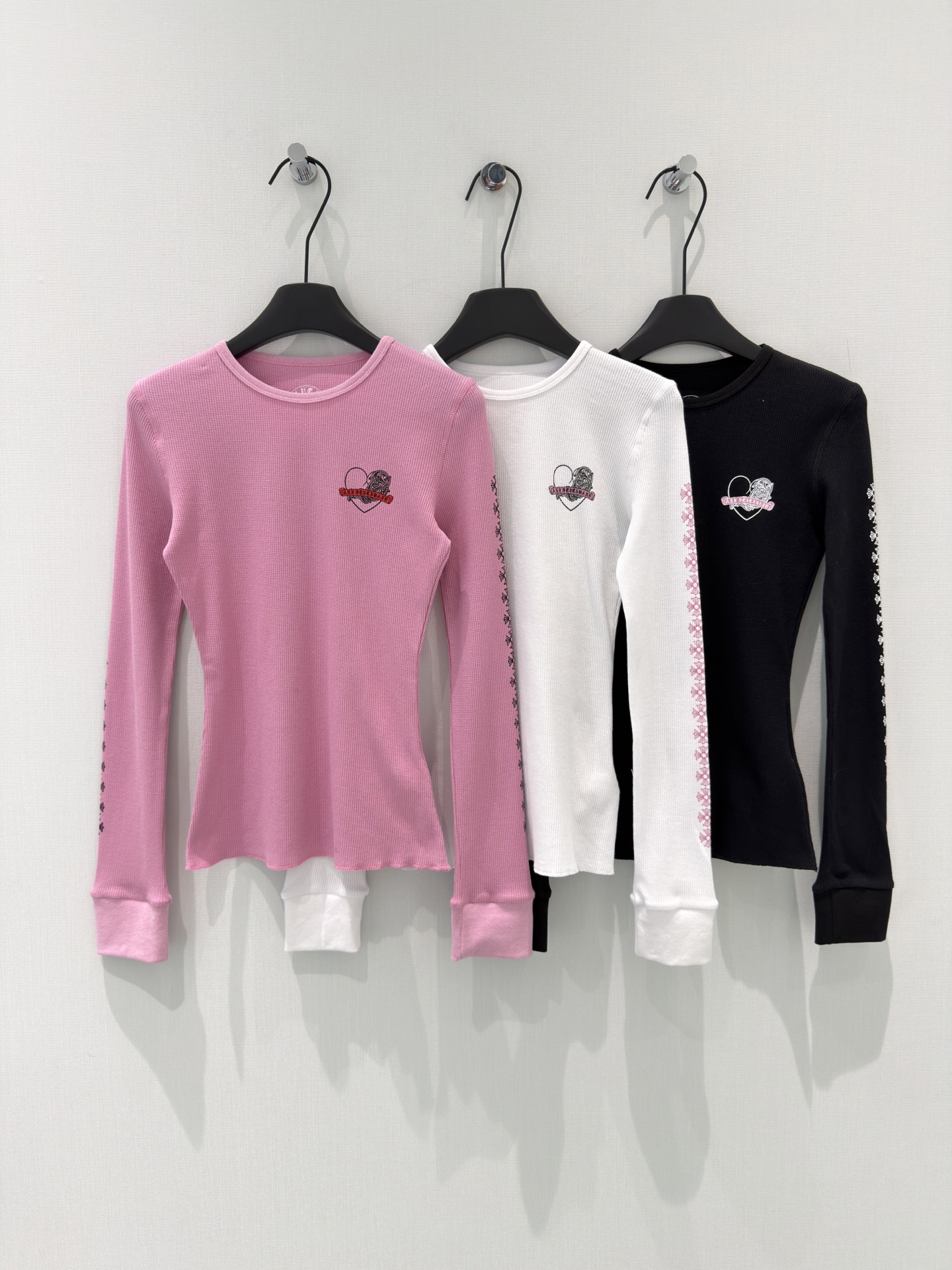 🛒𝐍𝐄𝐖 · 𝟐𝟎𝟐6/爆款现货设计师 原创｜2026新款长袖打底衫云感舒适的系列！上身的触感谁穿谁知道