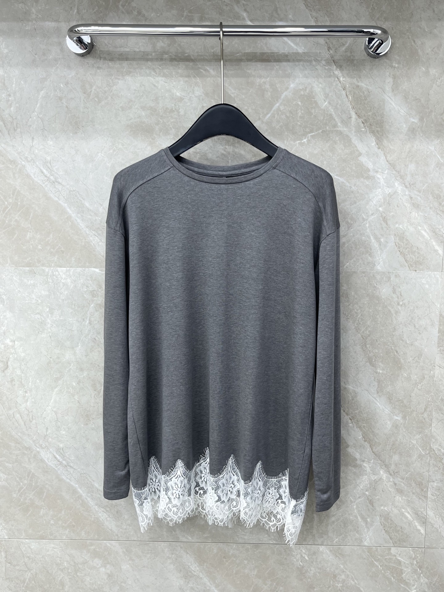 🛒𝐍𝐄𝐖 · 𝟐𝟎𝟐6/爆款现货原单品质 小众*｜2026新品长袖法式蕾丝拼接长袖T恤精致甜美风设计 高