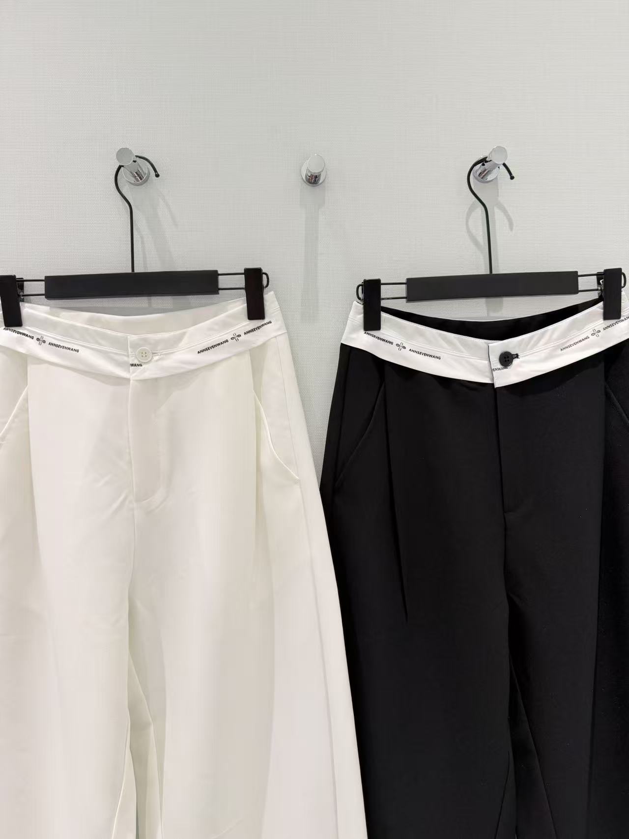 🛒𝐍𝐄𝐖 · 𝟐𝟎𝟐6/爆款现货【春夏上新】设计师 ｜26新款天丝醋酸休闲西裤颜色百搭高级 尽显高级随意