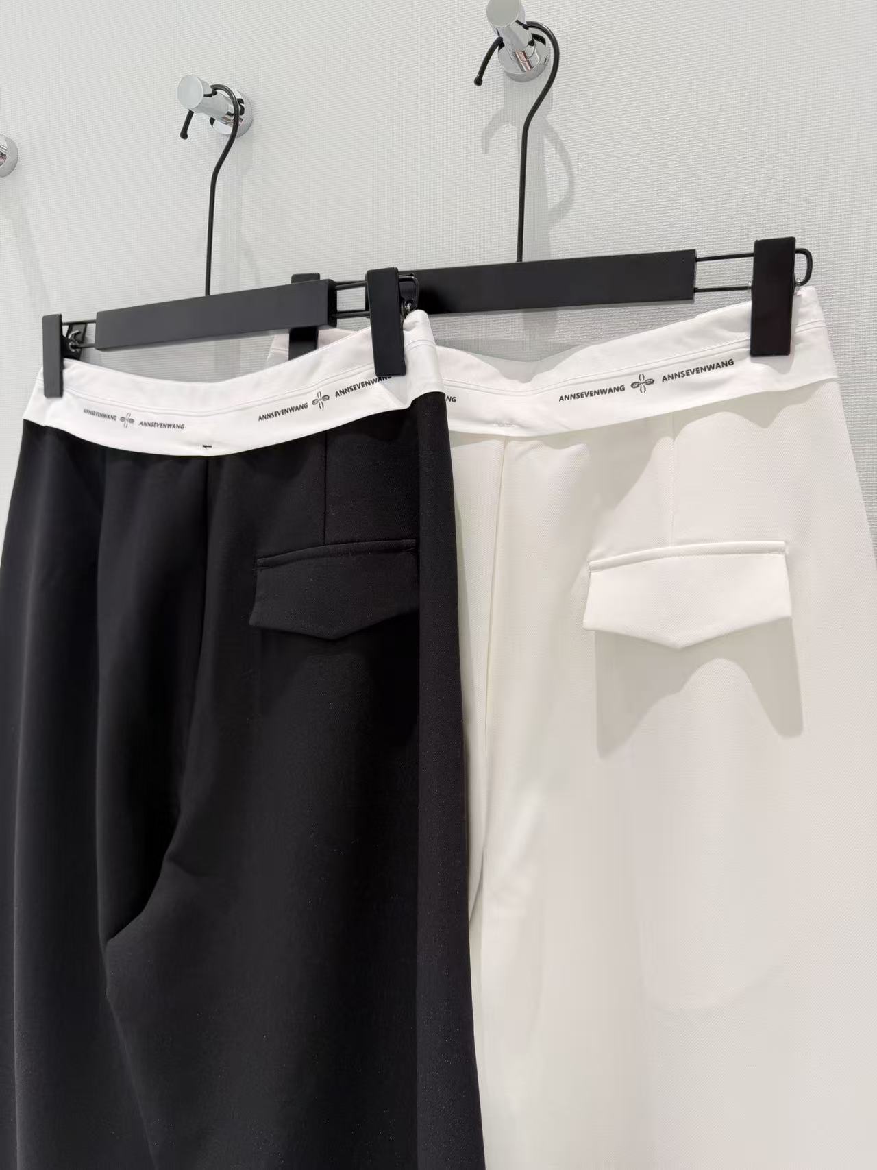 🛒𝐍𝐄𝐖 · 𝟐𝟎𝟐6/爆款现货【春夏上新】设计师 ｜26新款天丝醋酸休闲西裤颜色百搭高级 尽显高级随意