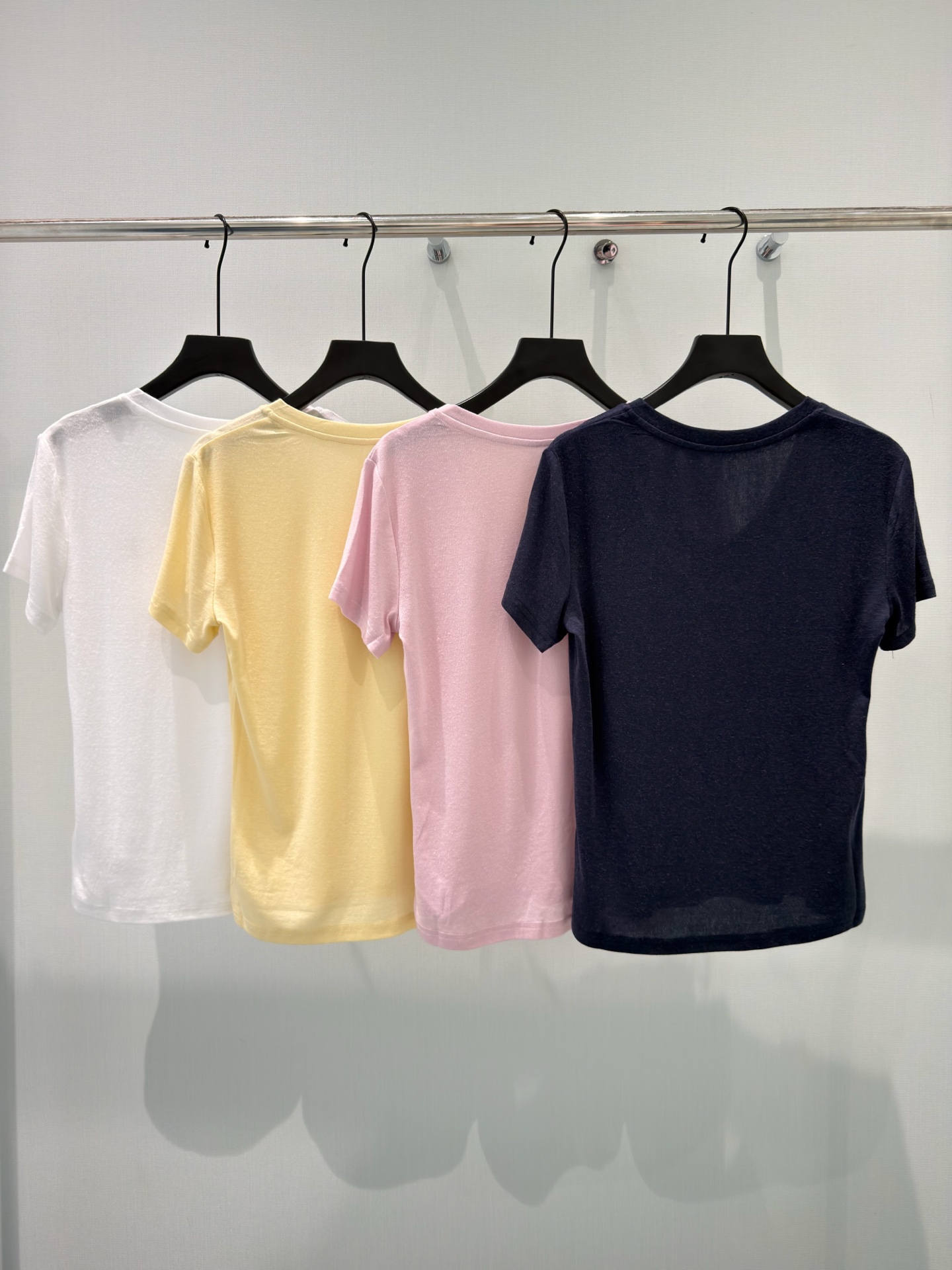 🛒𝐍𝐄𝐖 · 𝟐𝟎𝟐6/爆款现货原单品质 小众｜2026新品天丝𝑇𝑒𝑒定制YB材质 透气舒适 质感十足 