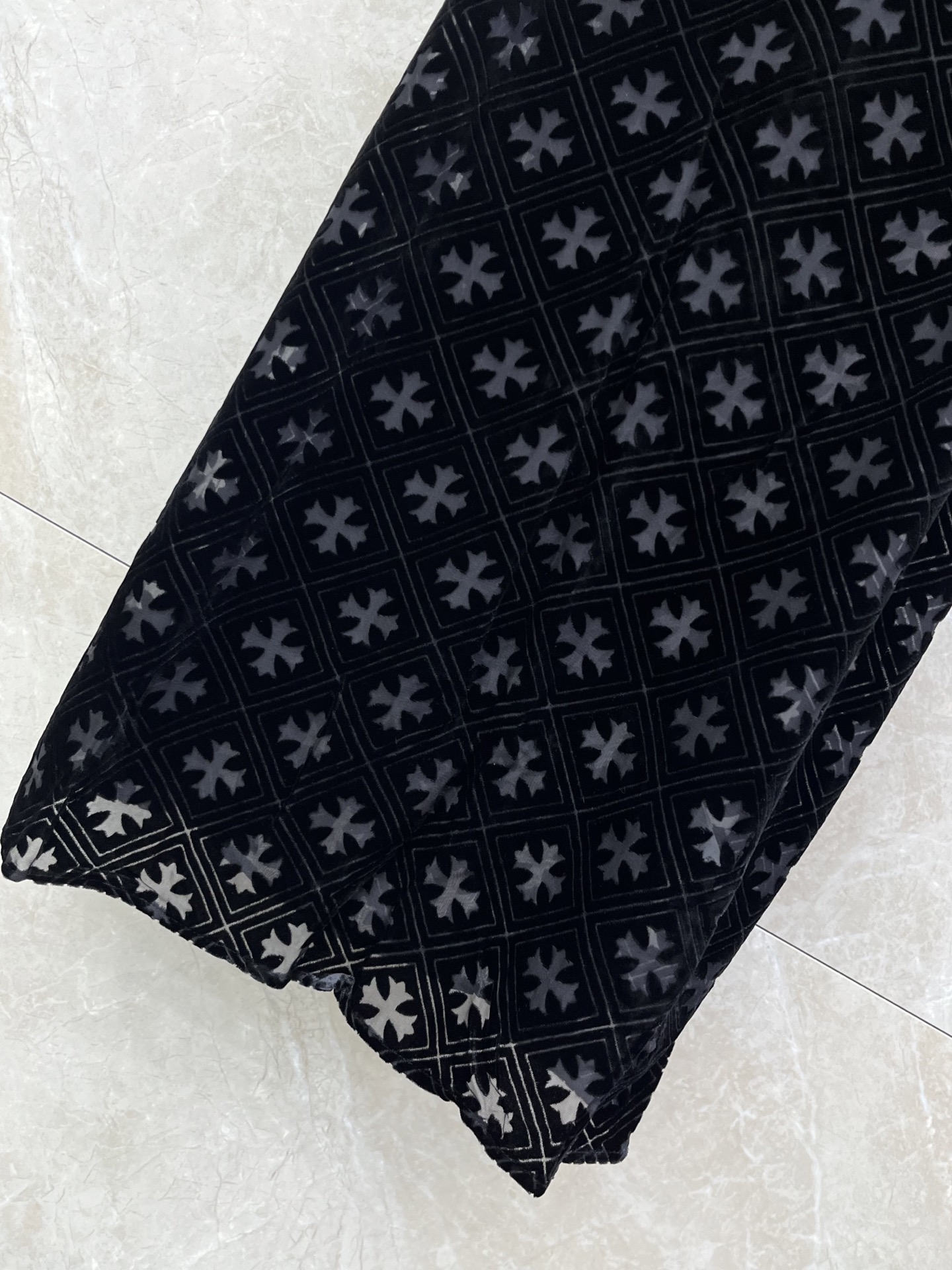 🛒𝐍𝐄𝐖 · 𝟐𝟎𝟐6/爆款现货原单品质 克罗星｜2026新品十字架真丝丝绒吊带连衣裙 系列款定制YB材