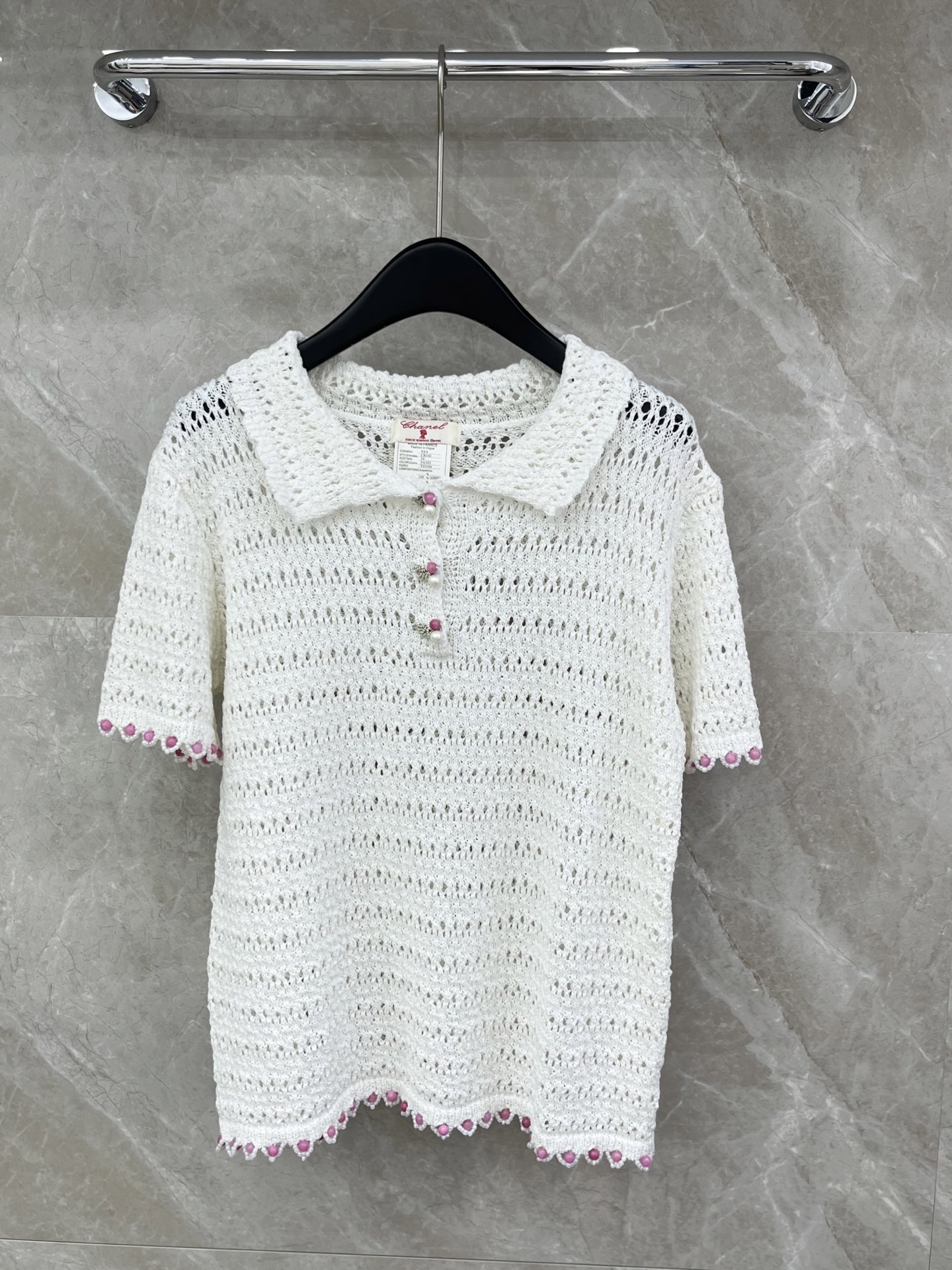 🛒𝐍𝐄𝐖 · 𝟐𝟎𝟐6/爆款现货设计师 小众｜26新品镂空钩花手工针织Polo短袖王炸单品，精致常规版型