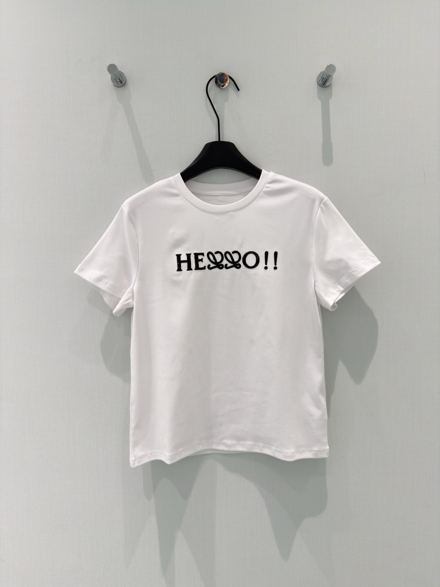 🛒𝐍𝐄𝐖 · 𝟐𝟎𝟐6/爆款现货原单品质 小众｜2026新品珠片绣𝑇𝑒𝑒定制YB材质 透气舒适 质感十足