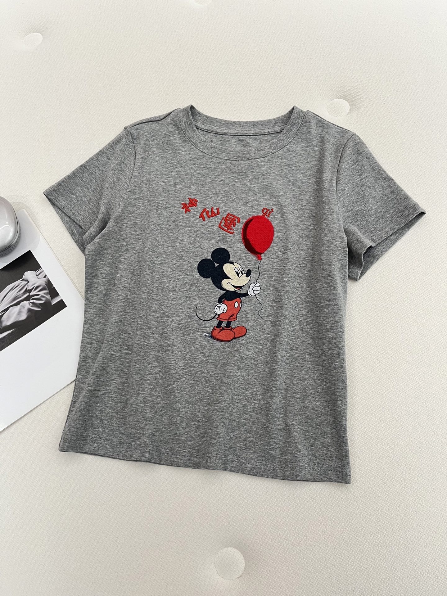 🛒𝐍𝐄𝐖 · 𝟐𝟎𝟐6/爆款现货【春夏上新】 设计师小众｜2026新款米奇限定刺绣工艺款弹力T恤高订面料