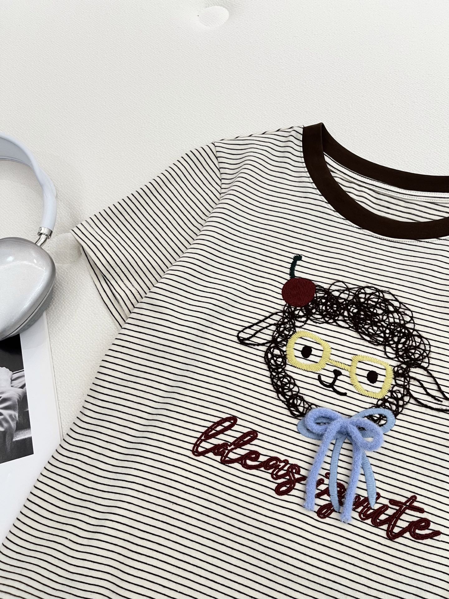 🛒𝐍𝐄𝐖 · 𝟐𝟎𝟐6/爆款现货【春夏上新】 设计师小众｜2026新款立体圈线刺绣工艺款弹力T恤高订面料