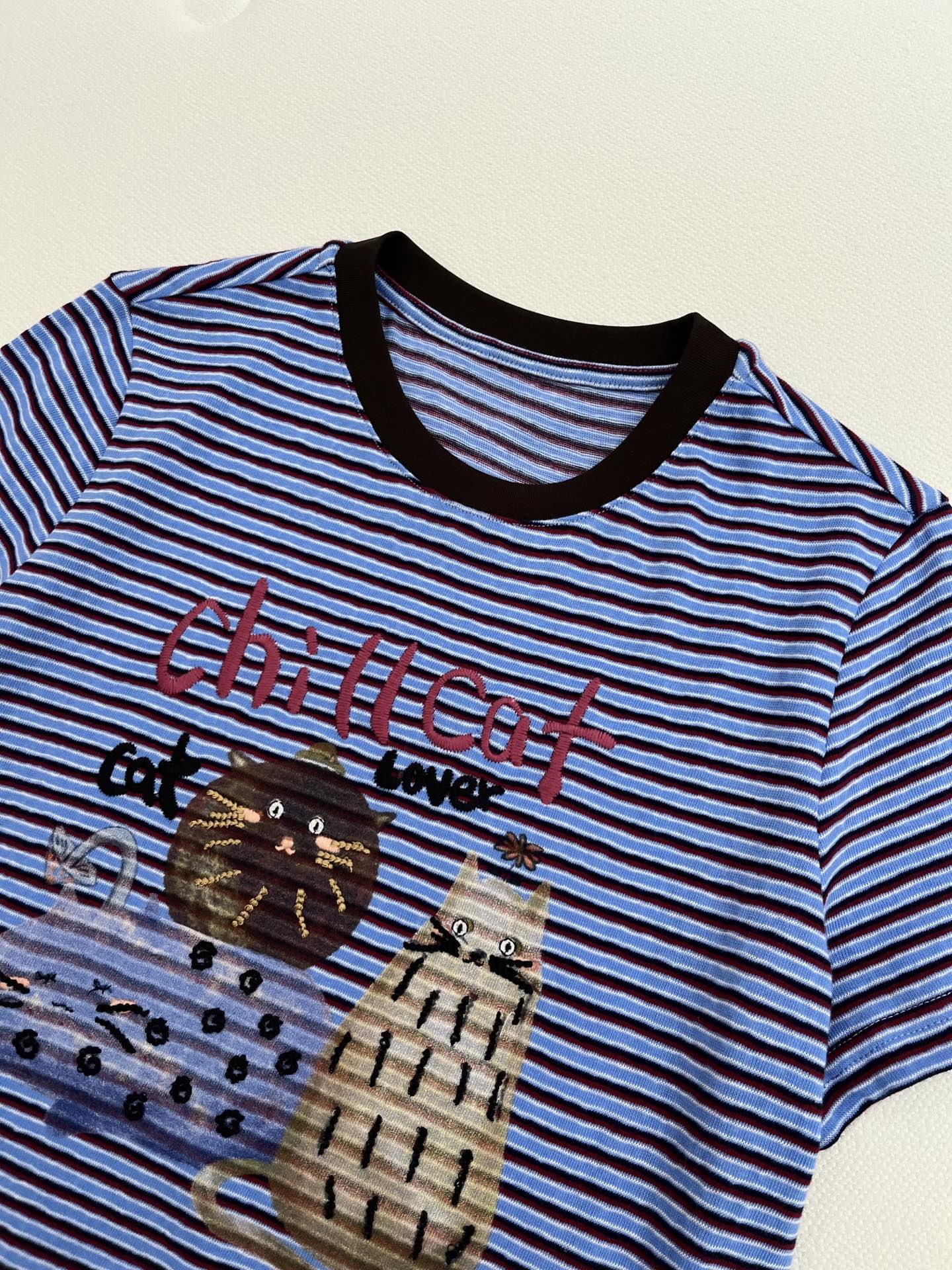 🛒𝐍𝐄𝐖 · 𝟐𝟎𝟐6/爆款现货【春夏上新】 设计师小众｜2026新款立体圈线刺绣工艺款弹力T恤高订面料