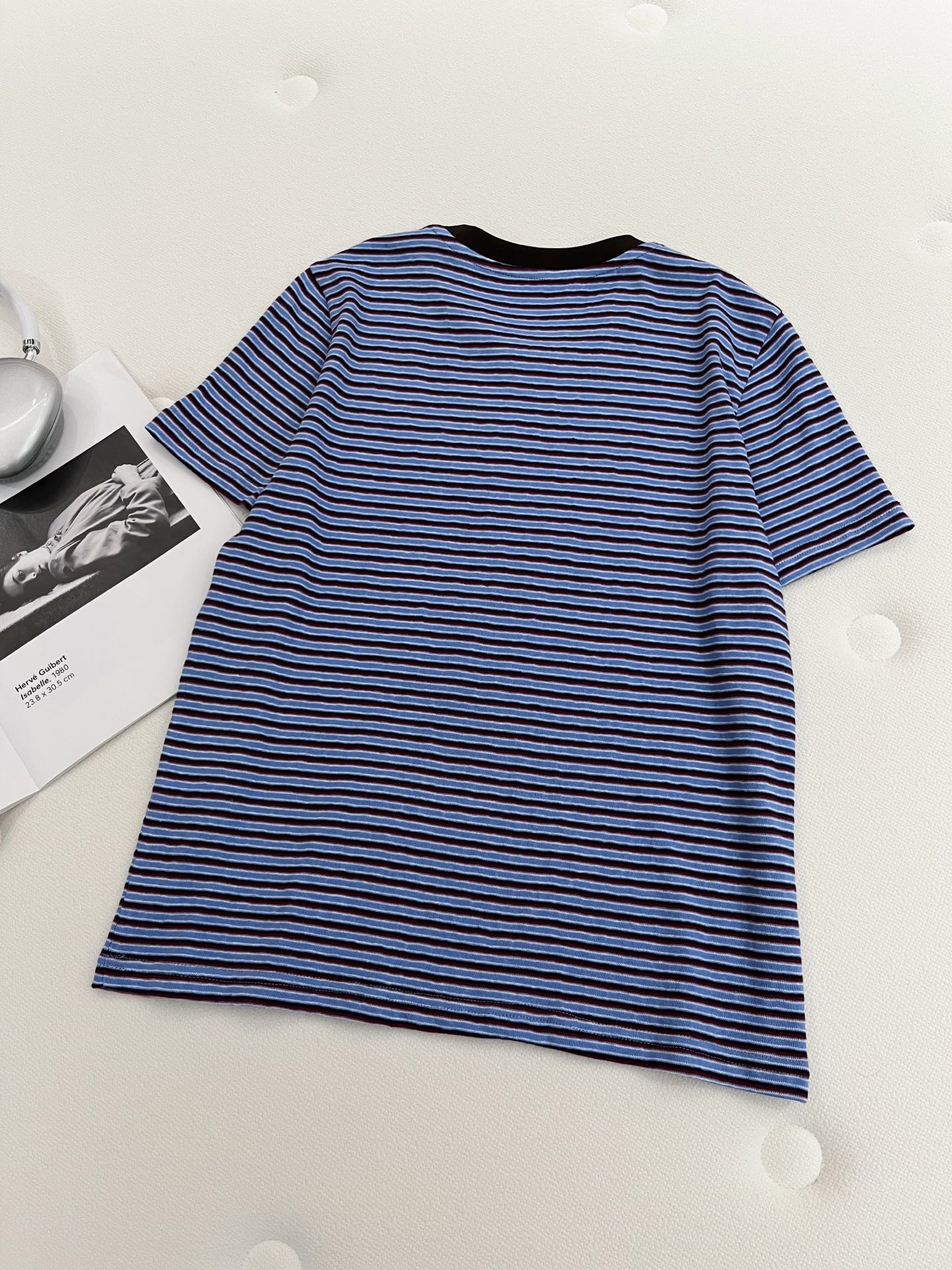 🛒𝐍𝐄𝐖 · 𝟐𝟎𝟐6/爆款现货【春夏上新】 设计师小众｜2026新款立体圈线刺绣工艺款弹力T恤高订面料