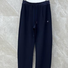 🛒𝐍𝐄𝐖 · 𝟐𝟎𝟐6/爆款现货【早春新款】设计师|女神同款休闲卫裤松紧抽绳设计,清新的色系 亲肤的面 🛒𝐍𝐄𝐖 · 𝟐𝟎𝟐6/爆款现货【早春新款】设计师|女神同款休闲卫裤松紧抽绳设计,清新的色系 亲肤的面