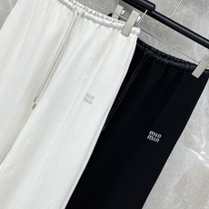 🛒𝐍𝐄𝐖 · 𝟐𝟎𝟐6/爆款现货【早春新款】设计师|女神同款休闲裤松紧抽绳设计,清新的色系 亲肤的面料 🛒𝐍𝐄𝐖 · 𝟐𝟎𝟐6/爆款现货【早春新款】设计师|女神同款休闲裤松紧抽绳设计,清新的色系 亲肤的面料