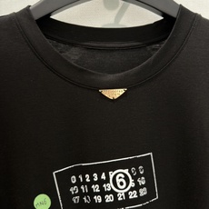 🛒𝐍𝐄𝐖 · 𝟐𝟎𝟐6/爆款现货设计师 原创|2026新款来赛尔绵羊毛长袖打底衫云感舒适的系列!上身 🛒𝐍𝐄𝐖 · 𝟐𝟎𝟐6/爆款现货设计师 原创|2026新款来赛尔绵羊毛长袖打底衫云感舒适的系列!上身