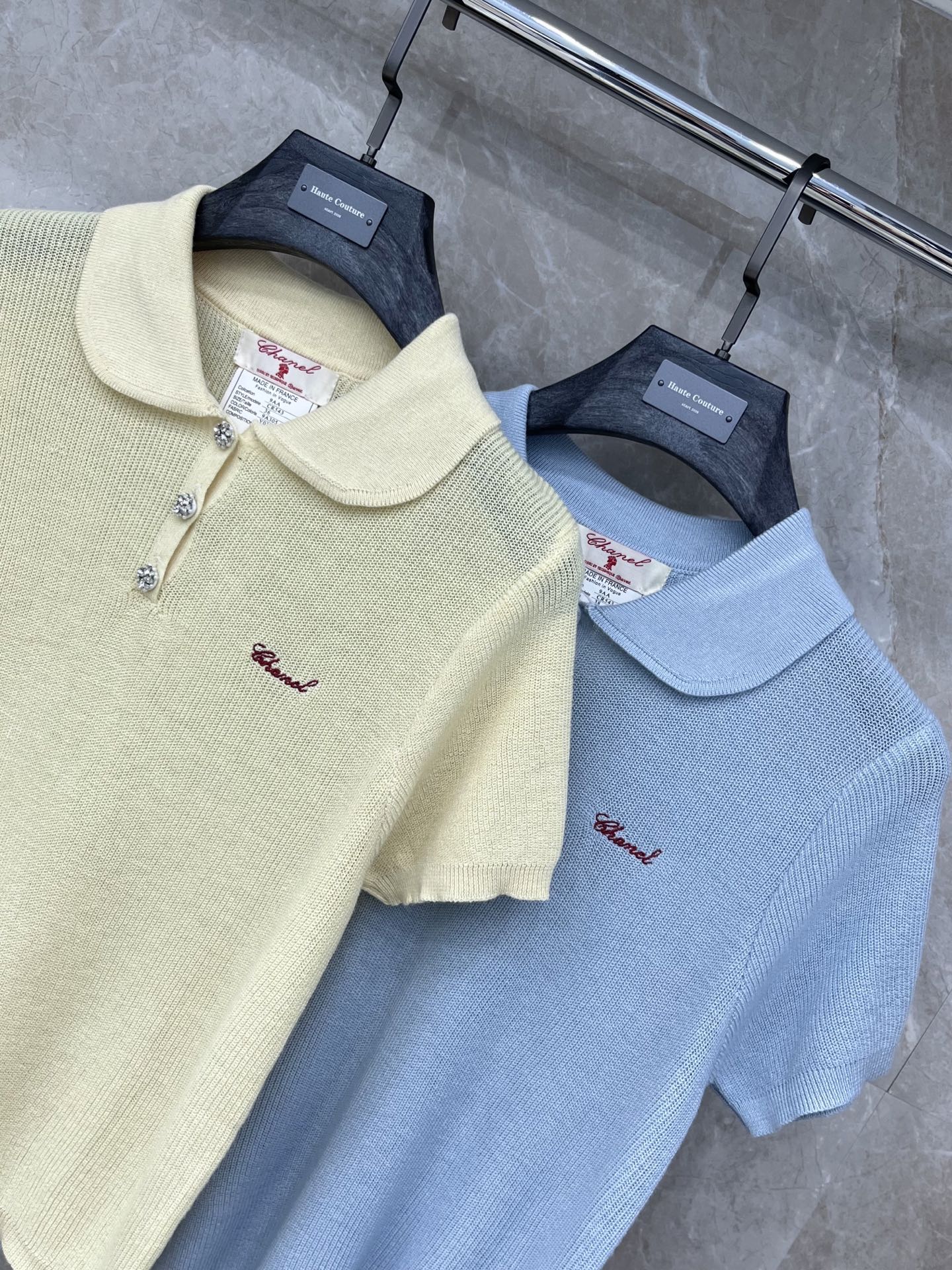 🛒𝐍𝐄𝐖 · 𝟐𝟎𝟐6/爆款现货设计师 小众｜26新品娃娃领羊绒针织短袖叠穿王炸单品，精致常规版型上身巨