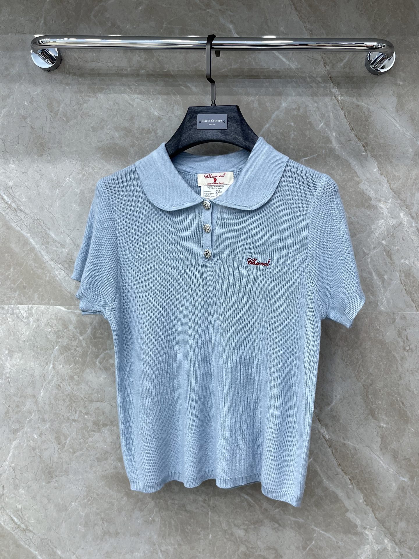 🛒𝐍𝐄𝐖 · 𝟐𝟎𝟐6/爆款现货设计师 小众｜26新品娃娃领羊绒针织短袖叠穿王炸单品，精致常规版型上身巨