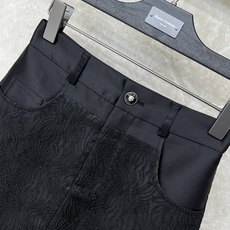 🛒𝐍𝐄𝐖 · 𝟐𝟎𝟐6/爆款现货【春夏上新】小众*|26新款亮色提花A字半裙爆单款 气质女神必入 高订 🛒𝐍𝐄𝐖 · 𝟐𝟎𝟐6/爆款现货【春夏上新】小众*|26新款亮色提花A字半裙爆单款 气质女神必入 高订