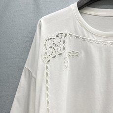 🛒𝐍𝐄𝐖 · 𝟐𝟎𝟐6/爆款现货原单品质 小众|2026重工水溶刺绣T恤蝙蝠袖设计 定制YB进口材质 🛒𝐍𝐄𝐖 · 𝟐𝟎𝟐6/爆款现货原单品质 小众|2026重工水溶刺绣T恤蝙蝠袖设计 定制YB进口材质