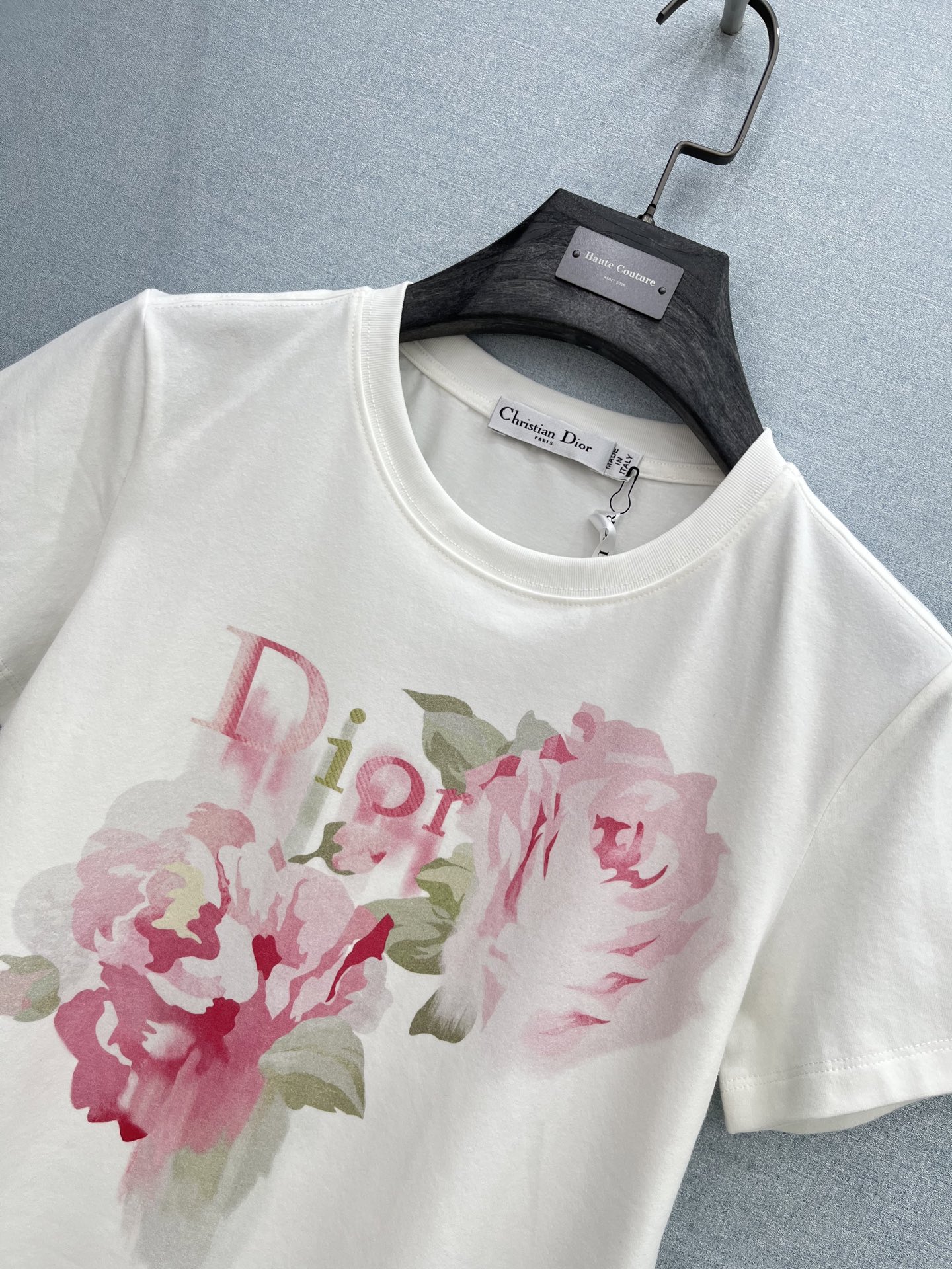 🛒𝐍𝐄𝐖 · 𝟐𝟎𝟐6/爆款现货【春夏上新】 Di*｜2026新款撞色印花T恤高订面料，百搭版型  ，上
