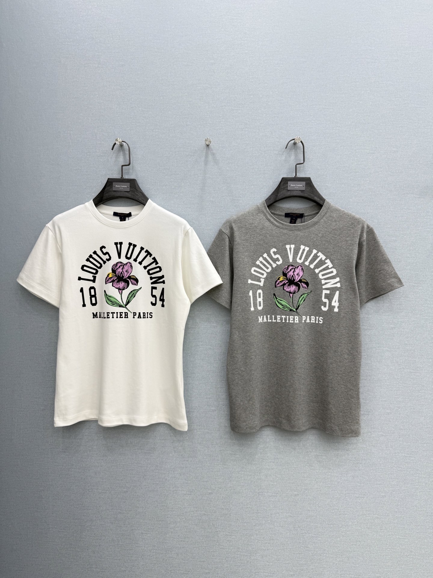 🛒𝐍𝐄𝐖 · 𝟐𝟎𝟐6/爆款现货【春夏上新】 Lv*｜2026新款印花T恤高订面料，百搭版型  ，上身的