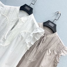 🛒𝐍𝐄𝐖 · 𝟐𝟎𝟐6/爆款现货原单品质 小众*|2026新品荷叶边短袖衬衫精致版型,高级肌理细腻 极简 🛒𝐍𝐄𝐖 · 𝟐𝟎𝟐6/爆款现货原单品质 小众*|2026新品荷叶边短袖衬衫精致版型,高级肌理细腻 极简