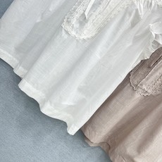 🛒𝐍𝐄𝐖 · 𝟐𝟎𝟐6/爆款现货原单品质 小众*|2026新品荷叶边短袖衬衫精致版型,高级肌理细腻 极简 🛒𝐍𝐄𝐖 · 𝟐𝟎𝟐6/爆款现货原单品质 小众*|2026新品荷叶边短袖衬衫精致版型,高级肌理细腻 极简