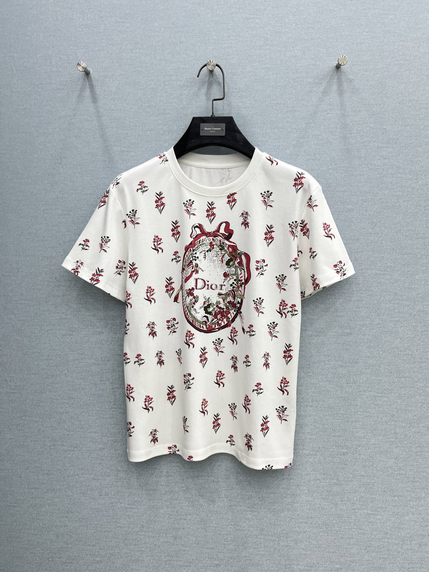 🛒𝐍𝐄𝐖 · 𝟐𝟎𝟐6/爆款现货【春夏上新】 Di*｜2026新款满身撞色印花T恤高订面料，百搭版型  