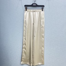 🛒𝐍𝐄𝐖 · 𝟐𝟎𝟐6/爆款现货【早春新款】设计师| 女神同款刺绣抽绳褶皱纹休闲裤松紧设计,清新的色系 🛒𝐍𝐄𝐖 · 𝟐𝟎𝟐6/爆款现货【早春新款】设计师| 女神同款刺绣抽绳褶皱纹休闲裤松紧设计,清新的色系