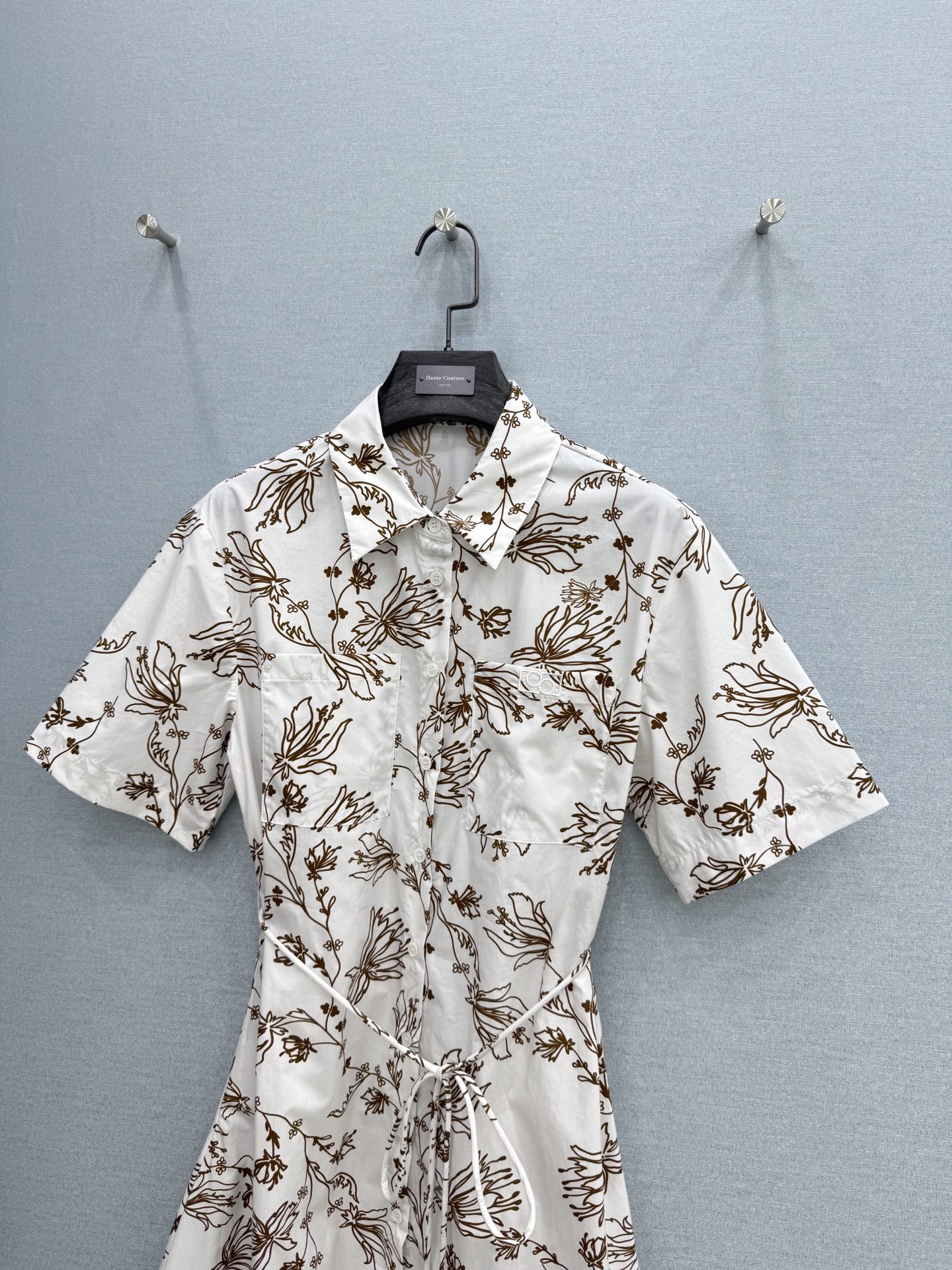 🛒𝐍𝐄𝐖 · 𝟐𝟎𝟐6/爆款现货原单品质  Por*｜1961鸢尾花衬衫连衣裙闭眼入的单品 随便一搭都气